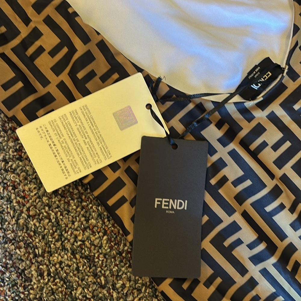 ⭐️FENDI SWIMSUIT⭐️ - Picture 4 of 6